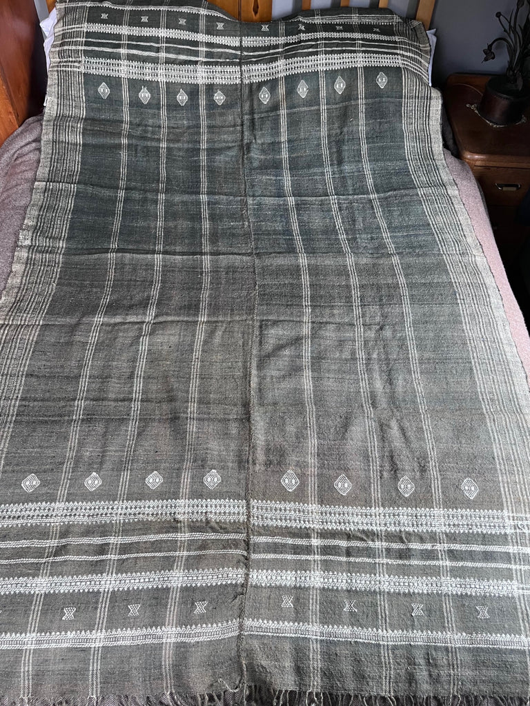 Handloom Indigenous Indian Wool Throw